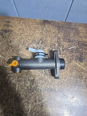 1-3.5t Jwnh8589 1set Brake Pump Master Cylinder Is Suitable For Heli Forklift Parts