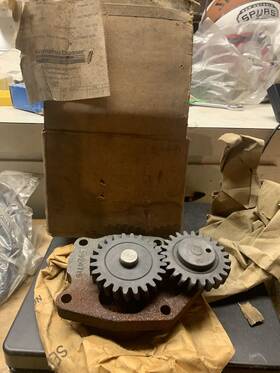 1242056h2 Komatsu Oil Pump Oem New