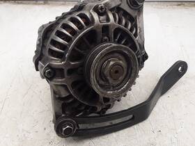 1e327-64012 Komatsu Alternator