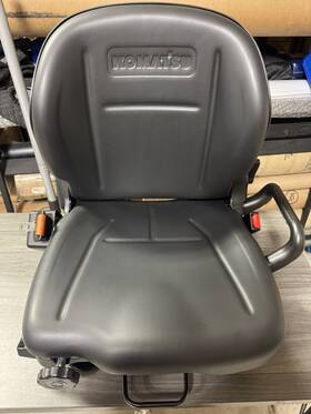 3bb-50-65122 Komatsu New Genuine Oem Operator Seat Forklift Assembly Foldin