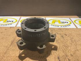 3eb2132170 Komatsu Hub