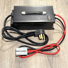 G175a300036v60 Liftcharger 36v 60a Heavy Duty Lead Acid Battery Charger 240v Ac Nema 14-50p 175a Anderson