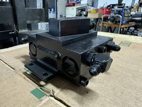 2500049 Long Reach Allied Systems D-20689 Rotator Swivel Valve For Forklift Attachment Used