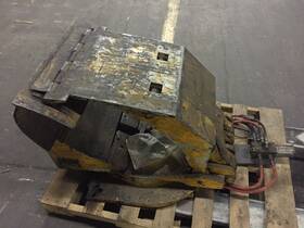 Npp342a Long Reach Mfg Forklift Roll Clamp -