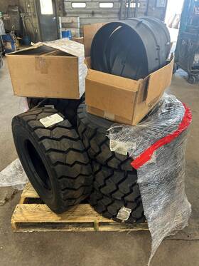 70r15 Michelin 153a5 250/70r15 Xzm Forklift Tires And Inserts New Set Of 8 Tl