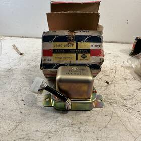 23500-89901 Nissan 2350089901 New Oem Voltage Regulator Fits Older Forklift 1970-74 Trucks