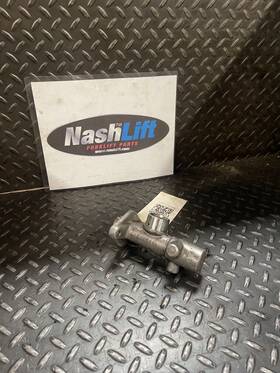 46010-11h01 Nissan Cylinder - Master 4601011h01 Fits Good Used Hbu1 190