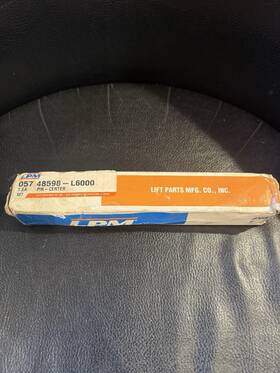 48598-l6000 Nissan Lpm 057 Forklift Center-pin King Pin 48598l6000
