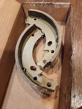 236221 Ouroverstock For Hyster Brake Shoe X2