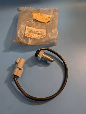 Ty32752-22800-71 Ouroverstock Toyota Oem 32752-22800-71 Neutral Safety Switch For Forklift