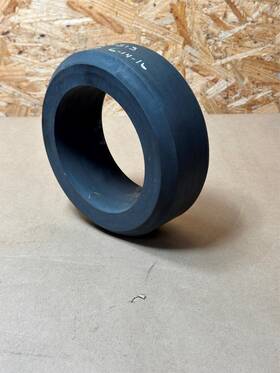 Performance Series 602-97-513 Rubber Wheel Press-on 8.5x5.5x3 Industrial Roller 5.5 Inch Id 3 W