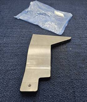 1014041 Raymond Replacement Bracket For Forklifts