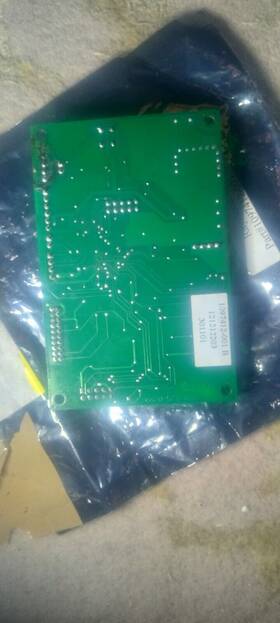 1097412-991 Raymond 1097412-001 Lift