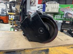 828-006-697 Raymond Forklift - Frame With Wheel Caster Swivel Oem Good Used