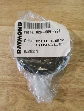 828-009-291 Raymond Forklift Single Pulley Nos