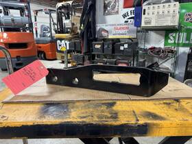 828-009-568-002 Raymond Forklift Oem Good Used Plate Assy. Inside Right