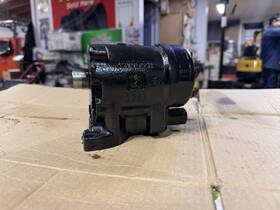 580087256 Sauer-danfoss Oem Hyster Yale Forklift Valve-steering Good Used 2063121
