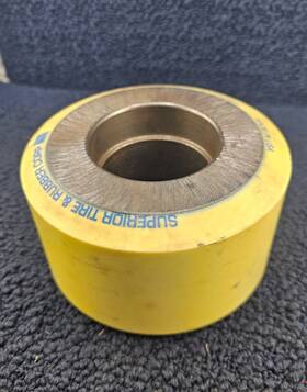 L500854 Superior Tire & Rubber Corp And Cushothane Xl Load Wheels 5 Inch X3.875 Bore Od