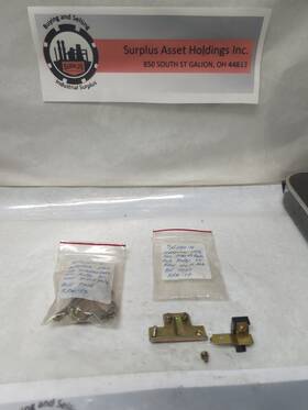 Kpm-15 Sylvania Adapter Plate For Convertable Pole Relays Lot Of 2 Nos