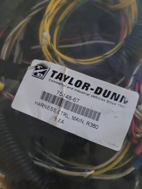 75-148-61 Taylor Dunn 75-148-67 Harness Dash R380 Nos