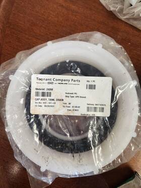 Tn24358 Tennant 24358 New 24358/tn24358 Tank Cap Assembly With Gasket