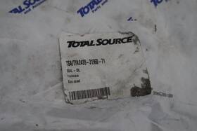 42425-31960-71 Total Source For Toyota 91233-05200 Mitsubishi X 2 Front Axle Oil Seal