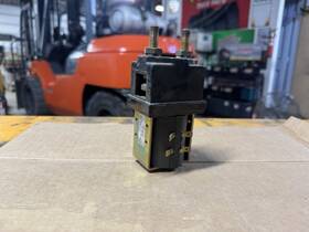 Rl464503 Total Source 490529 Caterpillar Forklift Oem Contactor 464503 Good Used