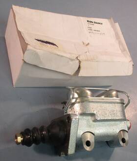 Hy289827 Total Source Ey1yu/00 Brake Master Cylinder For Hyster Forklift