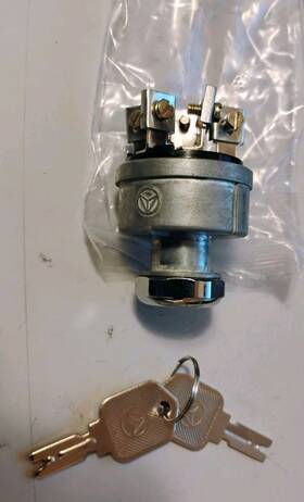 Lp309-0242 Total Source Totalsource Forklift Ignition Switch Tsa/lp309-0242 - No Box 2 Keys
