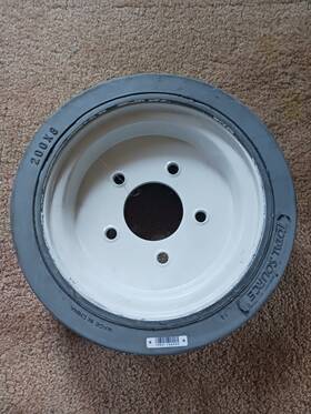 Tpk2-114624 Total Source Skyjack 158438-gry Nm Mould On Wheel Gray 200 X 8 W/o Brake Ring Sjiii3015