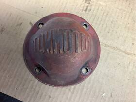 Ih-b-112 Tow Motor Vintage Forklift Hub Cap