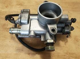 26210-u1100-71 Toyota Carburetor/mixer Lpg 4y Oem Part Good Used