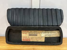 47118-u2100-71 Toyota New Genuine Oem Forklift Horizontal Brake Pedal Pad