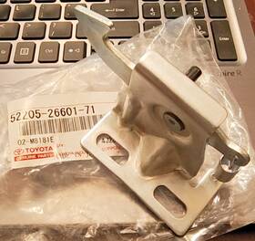 52205-26601-71 Toyota Lock Assembly Oem Genuine Part Japan