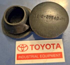 53216-20540-71 Toyota Forklift Hold Plug 1 Pair