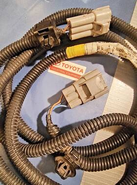 56092-u1270-71 Toyota Mast Sensor Wire Assembly Oem Genuine Part