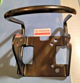 56501-u2270-71 Toyota Soporte Faro Delantero Derecho Oem Genuine Part