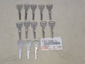 57421-22000-71 Toyota Oem Forklift Ignition Keys Lot Of 3 Made Japan