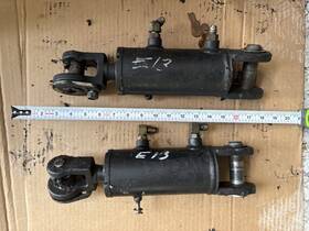 65510-u1360-71 Toyota Pair 7 Or 8fbe Forklift - Tilt Cylinder- -free Shipping