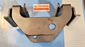 Ty68881-u2180-71 Toyota Forklift Hose Guide Cover Oem Genuine Part