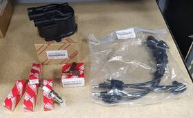 Ty90904-u9130-71 Toyota New Oem 4y Tune Up Kit X800 Forklift 90904-u9130-71