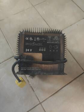 D-dw007-qb2425 Trojan 24v 25a Battery Charger For Jlg/genie/skyjack Lift Batteries