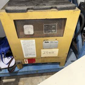 3b6f7f25-fa8 Yale Industrial Charger