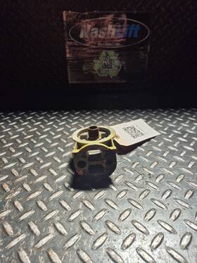 517584878 Yale Body Engine Oil Filter Fits Good Used Hbu1 314