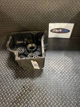 518801605 Yale Housing-xmsn Fits Good Used Hb1c 99