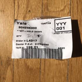 904258300 Yale Oem Brake Shoe Hold Down Kit