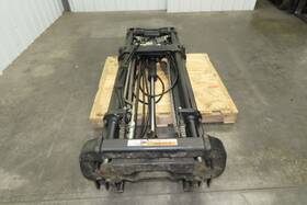 B508v51843 Yale Triple Forklift Mast 3-stage Class 2 Sideshift No Carriage