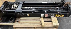 D508v35841 Yale Triple Forklift Mast 3-stage Class 2 Sideshift 16 Inch X 42 Carriage With