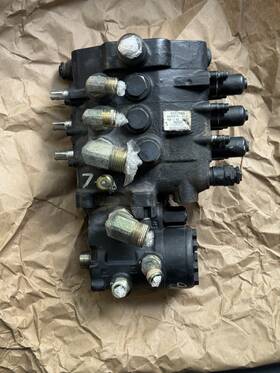 Glp08vxngse090 Yale Hydraulic Control Valve 4 Spool Good Used Condition