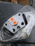 0929192 Wheel Cylinder Caterpillar Forklift Truck. Fixed Price $42.99.